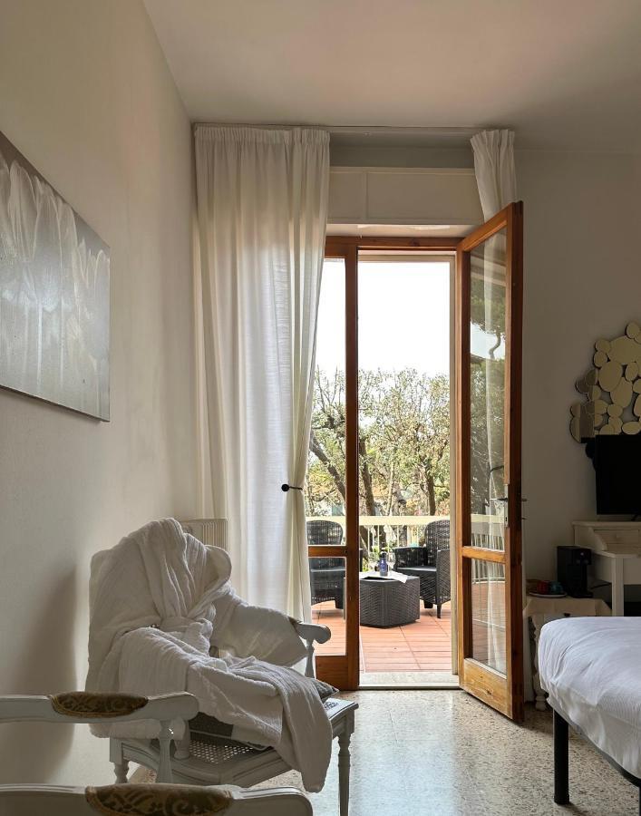 Hotel Atlantico Castiglioncello Esterno foto