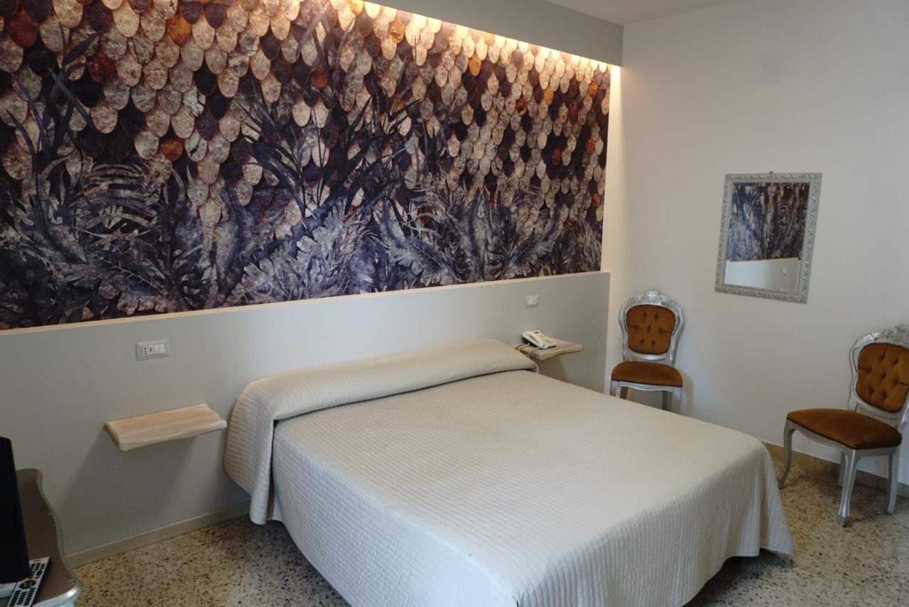 Hotel Atlantico Castiglioncello Esterno foto